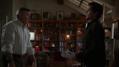 WHITE_COLLAR_-_E4X15_THE_ORIGINAL_717.jpg