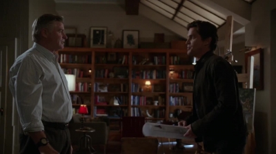 WHITE_COLLAR_-_E4X15_THE_ORIGINAL_732.jpg