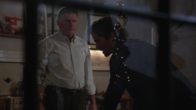 WHITE_COLLAR_-_E4X15_THE_ORIGINAL_740.jpg