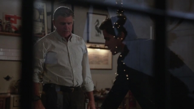 WHITE_COLLAR_-_E4X15_THE_ORIGINAL_751.jpg
