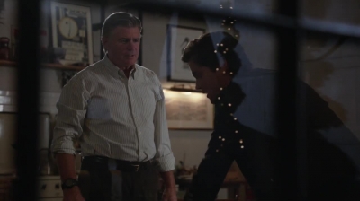 WHITE_COLLAR_-_E4X15_THE_ORIGINAL_759.jpg