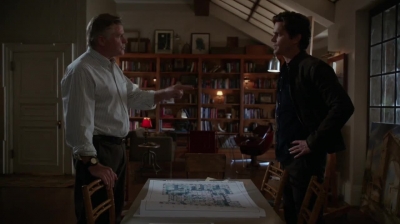 WHITE_COLLAR_-_E4X15_THE_ORIGINAL_800.jpg