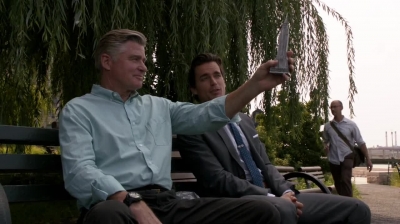 WHITE_COLLAR_-_E4X16_IN_THE_WIND_0025.jpg