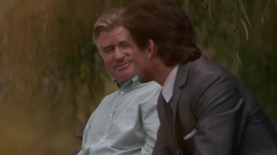 WHITE_COLLAR_-_E4X16_IN_THE_WIND_0079.jpg