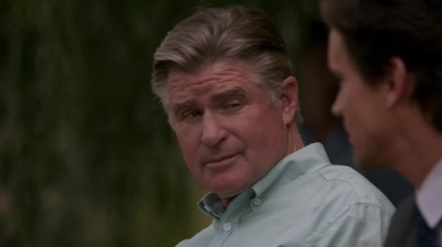 WHITE_COLLAR_-_E4X16_IN_THE_WIND_0120.jpg