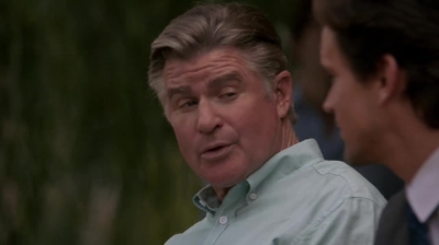 WHITE_COLLAR_-_E4X16_IN_THE_WIND_0123.jpg