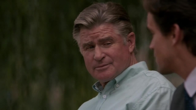 WHITE_COLLAR_-_E4X16_IN_THE_WIND_0131.jpg