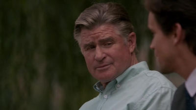 WHITE_COLLAR_-_E4X16_IN_THE_WIND_0132.jpg