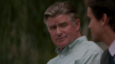 WHITE_COLLAR_-_E4X16_IN_THE_WIND_0134.jpg