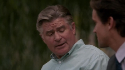WHITE_COLLAR_-_E4X16_IN_THE_WIND_0137.jpg