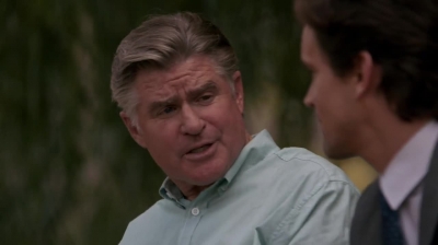 WHITE_COLLAR_-_E4X16_IN_THE_WIND_0144.jpg