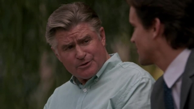 WHITE_COLLAR_-_E4X16_IN_THE_WIND_0149.jpg