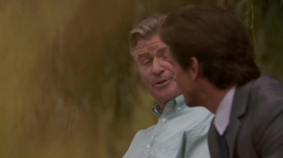 WHITE_COLLAR_-_E4X16_IN_THE_WIND_0183.jpg