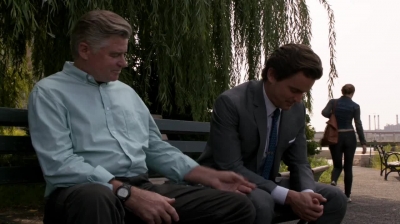 WHITE_COLLAR_-_E4X16_IN_THE_WIND_0249.jpg