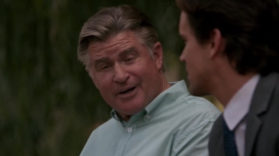 WHITE_COLLAR_-_E4X16_IN_THE_WIND_0298.jpg
