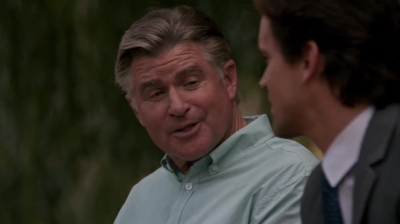 WHITE_COLLAR_-_E4X16_IN_THE_WIND_0299.jpg