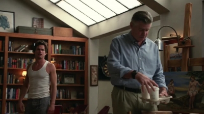 WHITE_COLLAR_-_E4X16_IN_THE_WIND_0405.jpg