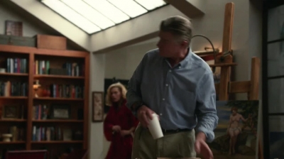 WHITE_COLLAR_-_E4X16_IN_THE_WIND_0420.jpg