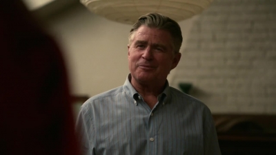 WHITE_COLLAR_-_E4X16_IN_THE_WIND_0434.jpg