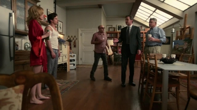 WHITE_COLLAR_-_E4X16_IN_THE_WIND_0500.jpg