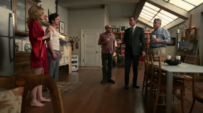 WHITE_COLLAR_-_E4X16_IN_THE_WIND_0502.jpg