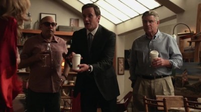 WHITE_COLLAR_-_E4X16_IN_THE_WIND_0519.jpg