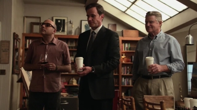 WHITE_COLLAR_-_E4X16_IN_THE_WIND_0531.jpg