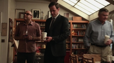 WHITE_COLLAR_-_E4X16_IN_THE_WIND_0541.jpg