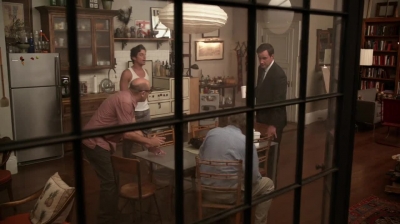 WHITE_COLLAR_-_E4X16_IN_THE_WIND_0559.jpg