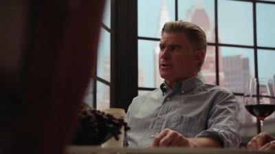 WHITE_COLLAR_-_E4X16_IN_THE_WIND_0619.jpg
