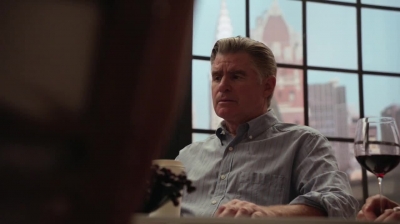 WHITE_COLLAR_-_E4X16_IN_THE_WIND_0625.jpg