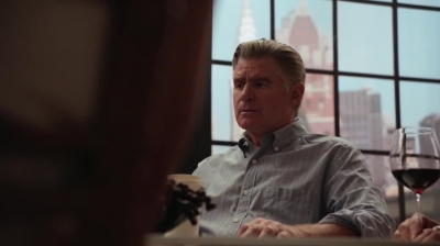 WHITE_COLLAR_-_E4X16_IN_THE_WIND_0626.jpg