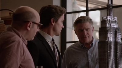 WHITE_COLLAR_-_E4X16_IN_THE_WIND_0666.jpg