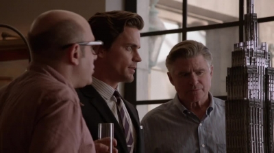 WHITE_COLLAR_-_E4X16_IN_THE_WIND_0709.jpg