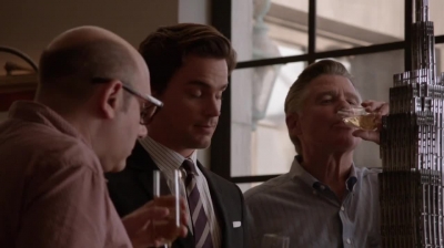 WHITE_COLLAR_-_E4X16_IN_THE_WIND_0713.jpg