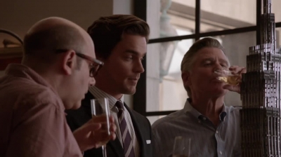 WHITE_COLLAR_-_E4X16_IN_THE_WIND_0714.jpg