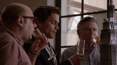 WHITE_COLLAR_-_E4X16_IN_THE_WIND_0716.jpg