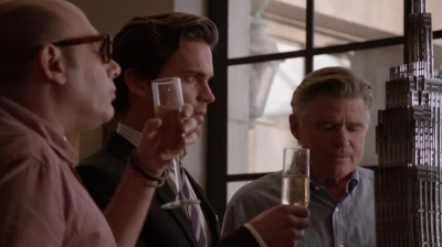 WHITE_COLLAR_-_E4X16_IN_THE_WIND_0727.jpg
