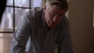 WHITE_COLLAR_-_E4X16_IN_THE_WIND_0742.jpg