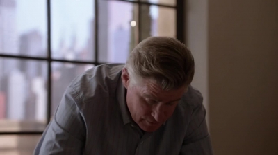 WHITE_COLLAR_-_E4X16_IN_THE_WIND_0760.jpg