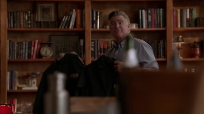 WHITE_COLLAR_-_E4X16_IN_THE_WIND_0846.jpg