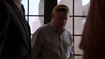 WHITE_COLLAR_-_E4X16_IN_THE_WIND_0856.jpg