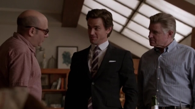 WHITE_COLLAR_-_E4X16_IN_THE_WIND_0902.jpg