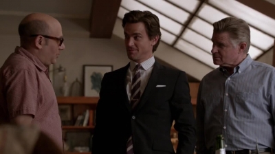 WHITE_COLLAR_-_E4X16_IN_THE_WIND_0903.jpg