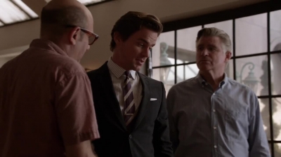 WHITE_COLLAR_-_E4X16_IN_THE_WIND_0909.jpg