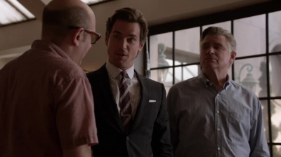 WHITE_COLLAR_-_E4X16_IN_THE_WIND_0911.jpg