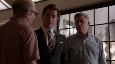 WHITE_COLLAR_-_E4X16_IN_THE_WIND_0915.jpg