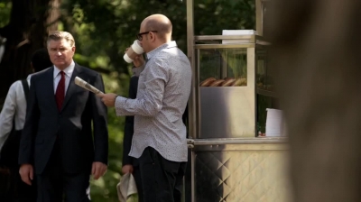 WHITE_COLLAR_-_E4X16_IN_THE_WIND_1031.jpg