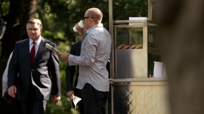 WHITE_COLLAR_-_E4X16_IN_THE_WIND_1032.jpg