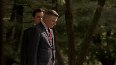 WHITE_COLLAR_-_E4X16_IN_THE_WIND_1089.jpg